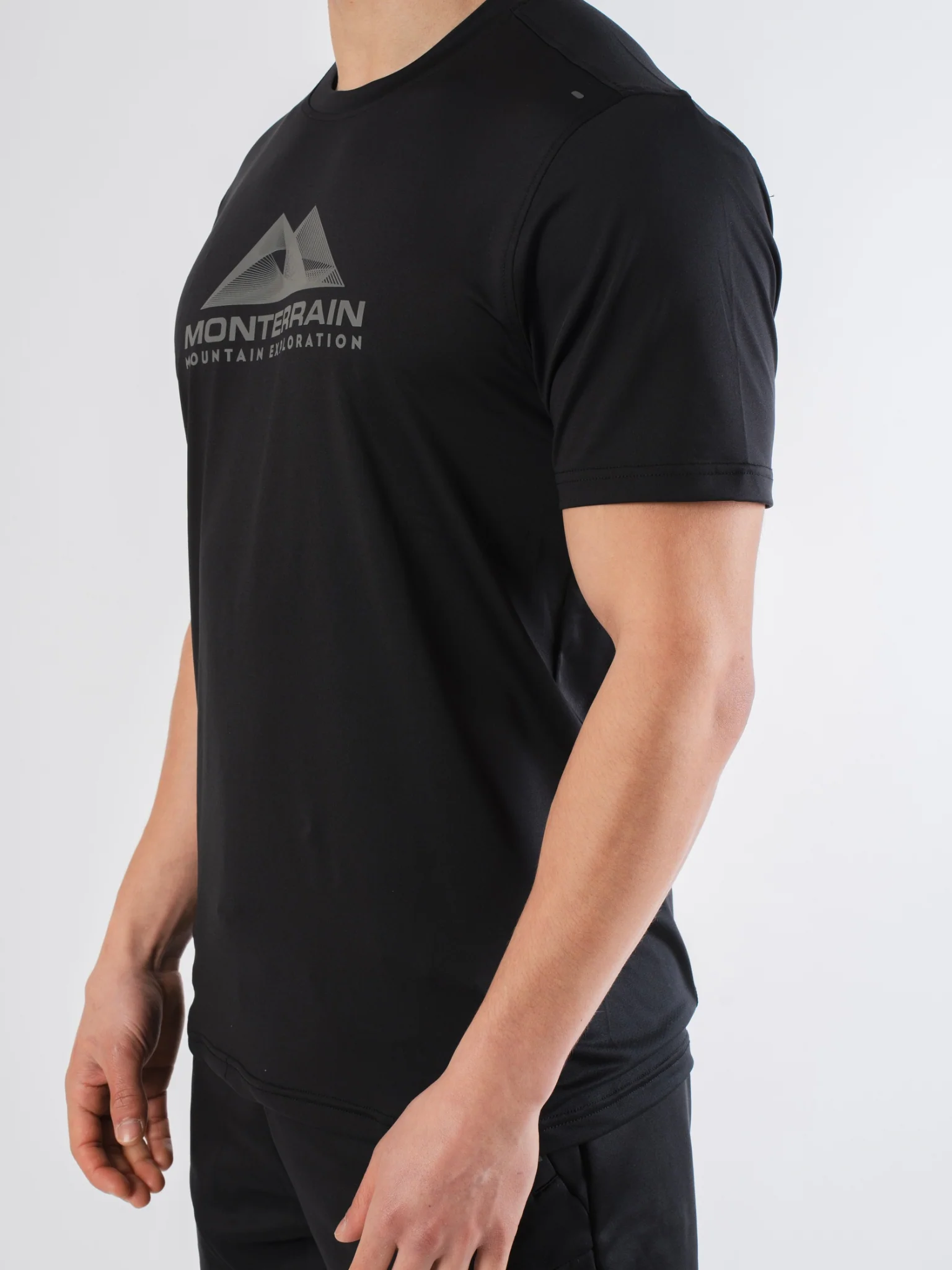 Monterrain Speed 2.0 Poly Black Set - T Shirt / Short - Image 3