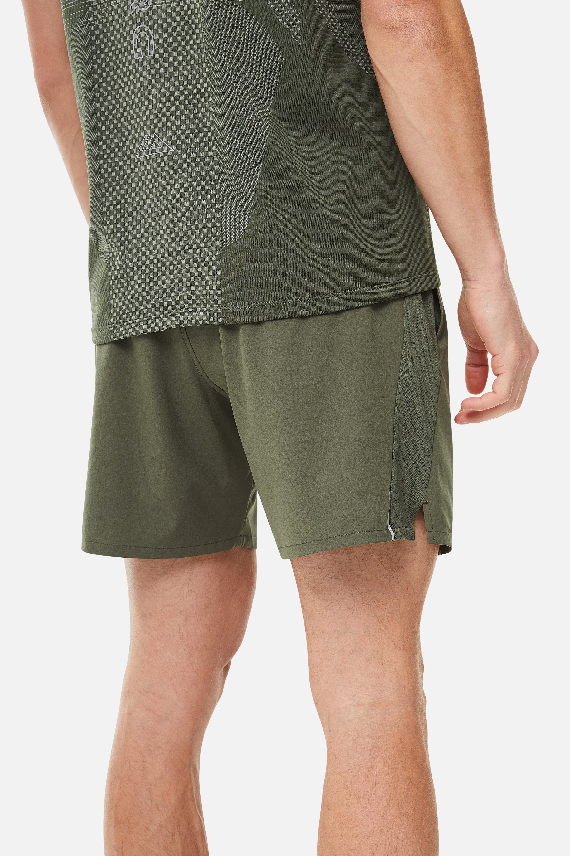 Trailberg Essentials 2.0 Short - Thyme - Image 5