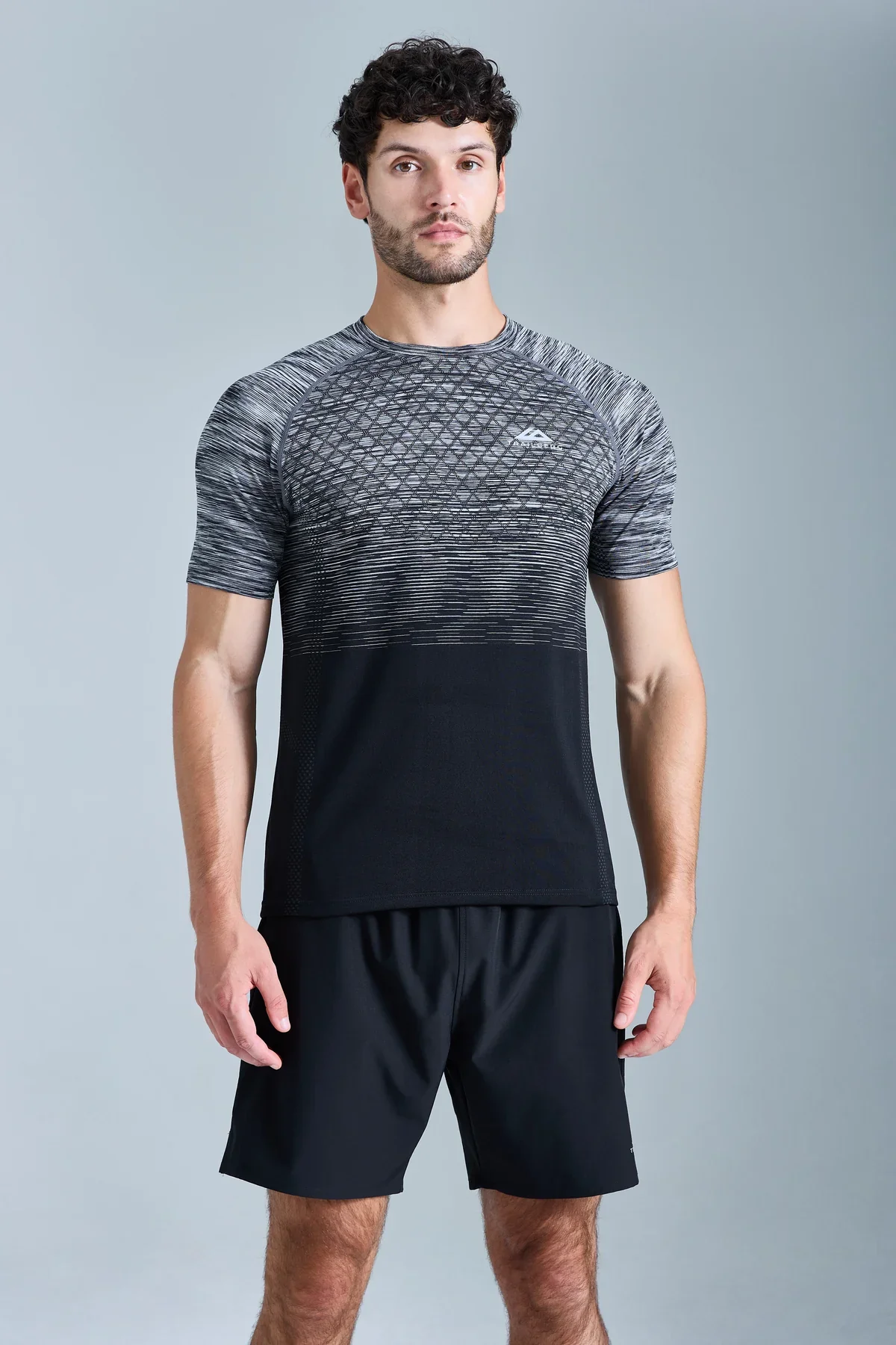 Trailberg Stride Seamless T Shirt - Black - Image 2