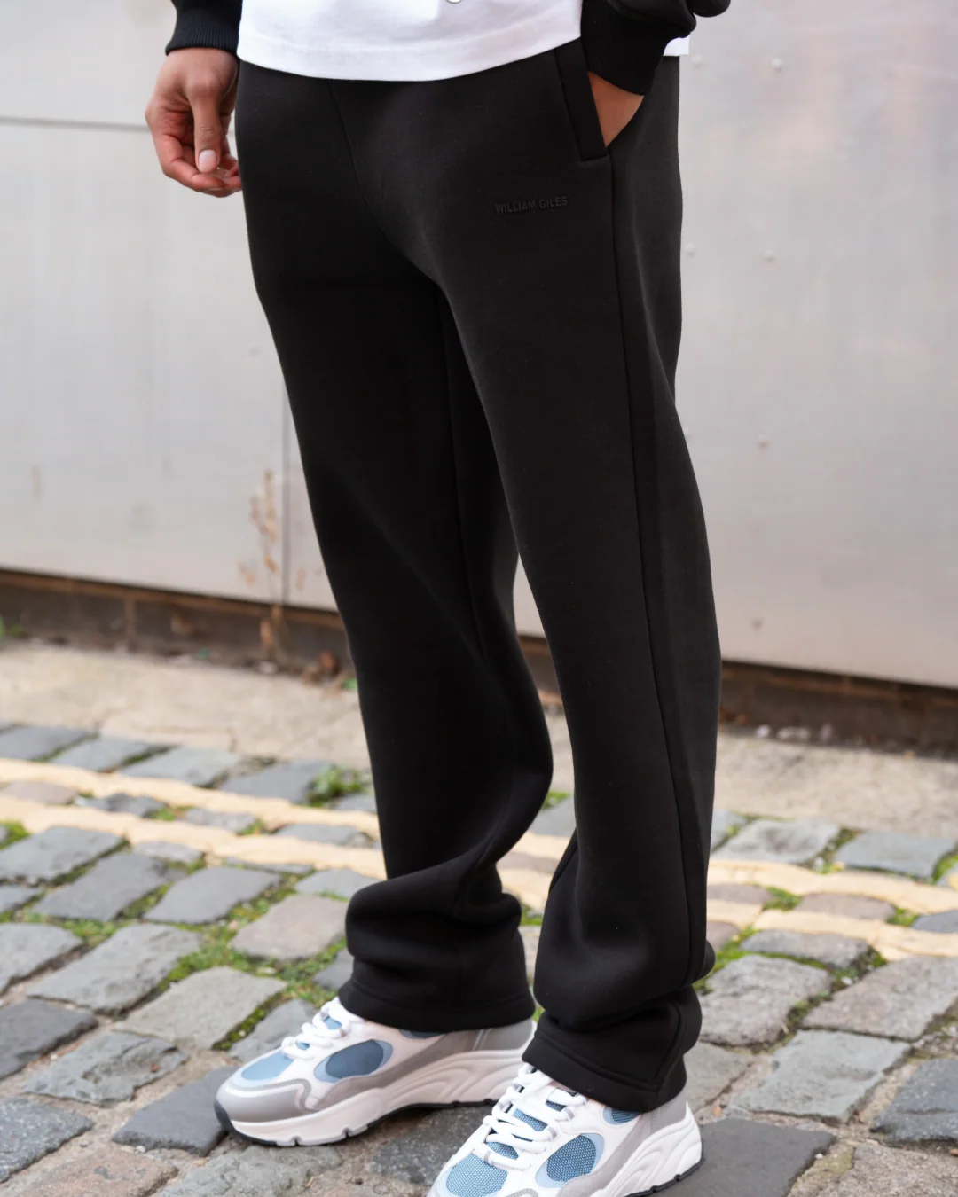 William Giles Jogger - Black - Image 4