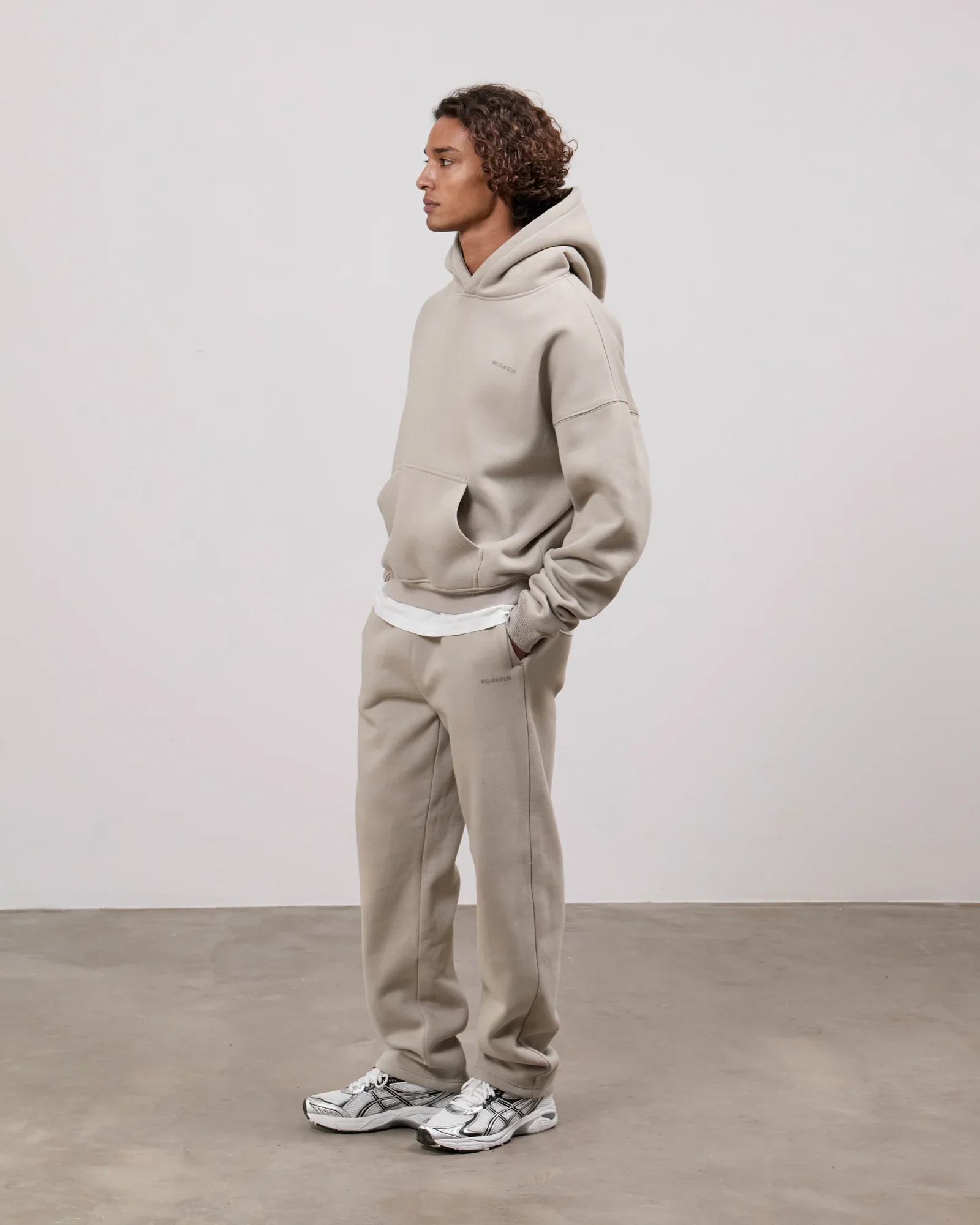 William Giles Jogger - Drift - Image 4